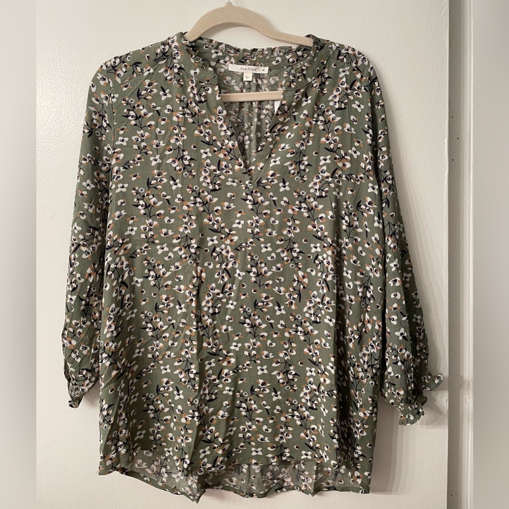 Fun2fun floral dress shirt